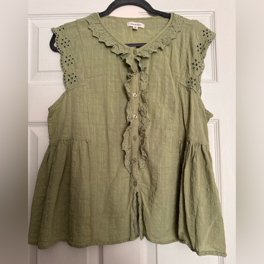 Max Studio Olive Green Ruffle Eyelet Button-Front Blouse